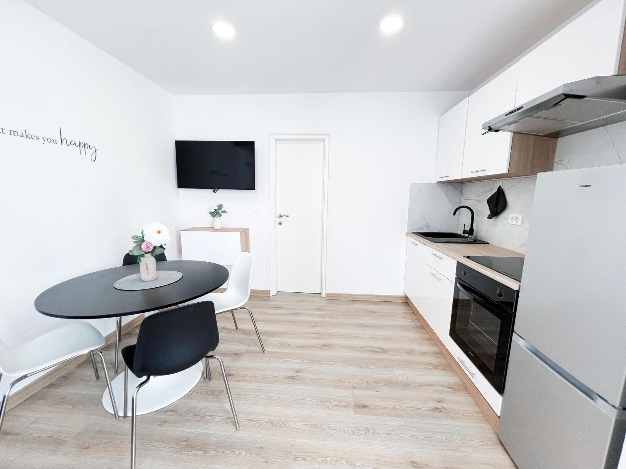The Pinot'S Apartments Capodistria Esterno foto